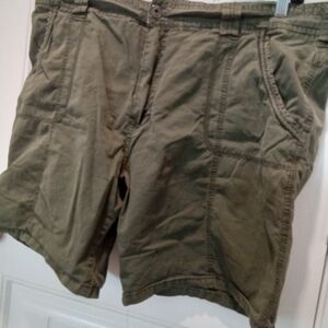Stillwater Supply Co. Plus Size 16 Olive Green Casual Bermuda Shorts